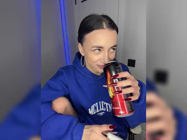 AdeleLaCroix's BongaCams show and profile