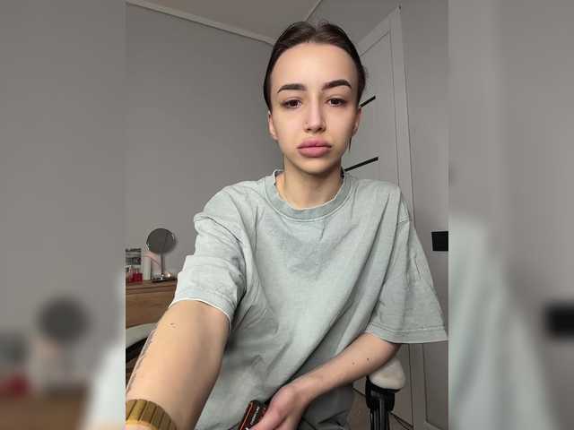 AdeleLaCroix live cam