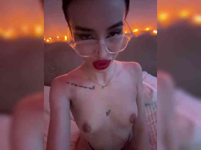 AdeleLaCroix AdeleLaCroix