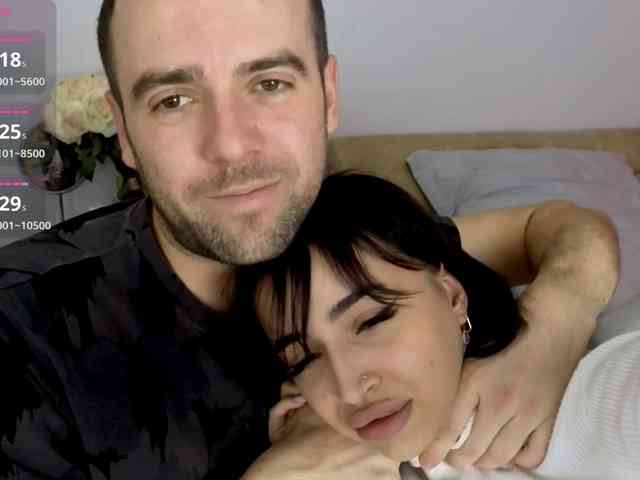 AdeleLaCroix webcam