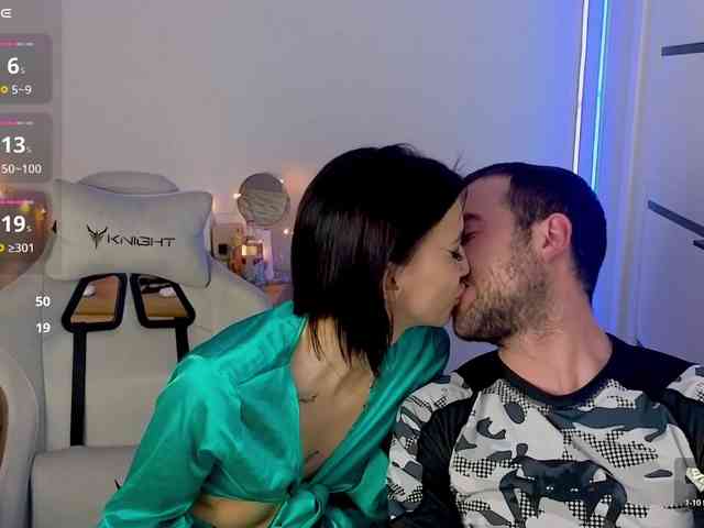 AdeleLaCroix AdeleLaCroix