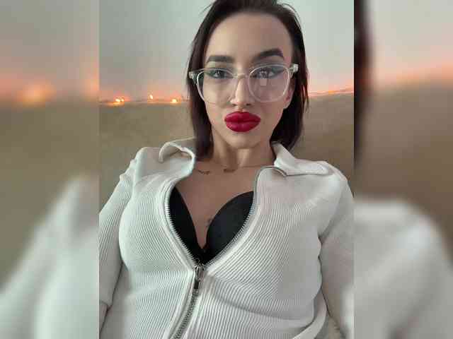 AdeleLaCroix AdeleLaCroix