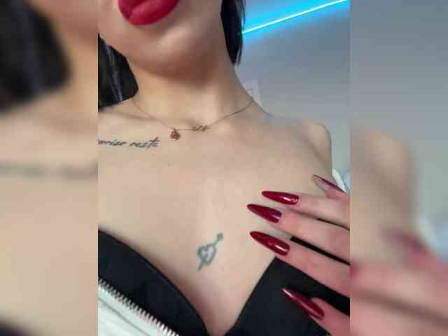 AdeleLaCroix AdeleLaCroix