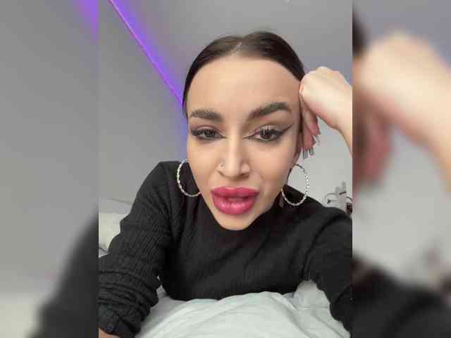 AdeleLaCroix AdeleLaCroix