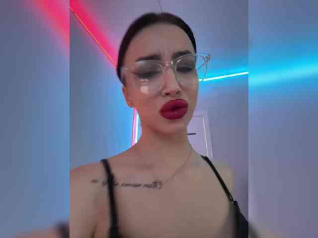 AdeleLaCroix AdeleLaCroix