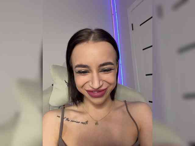 AdeleLaCroix Live Webcam on BongaCams