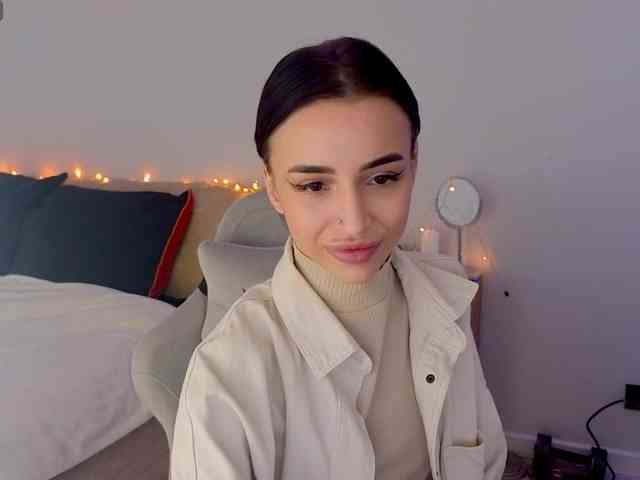 AdeleLaCroix AdeleLaCroix