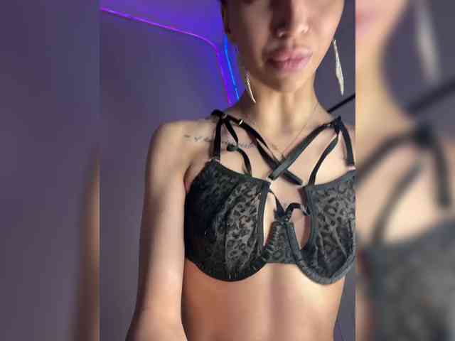 AdeleLaCroix AdeleLaCroix