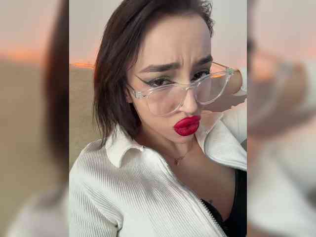 AdeleLaCroix AdeleLaCroix