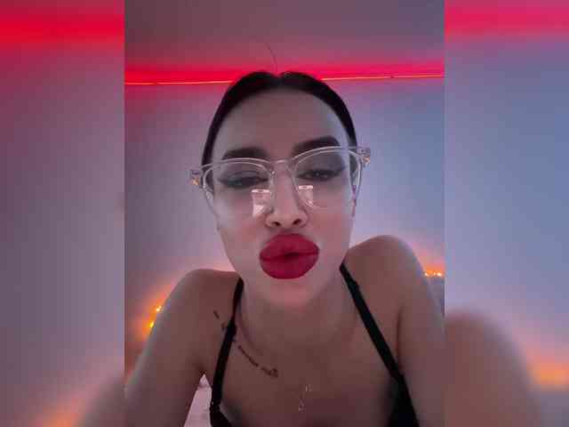 AdeleLaCroix AdeleLaCroix