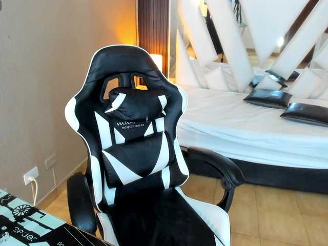 celeste-coquette's BongaCams show and profile