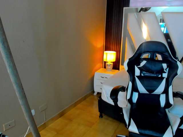 celeste-coquette's BongaCams show and profile