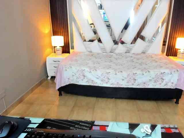 celeste-coquette Live Webcam on BongaCams