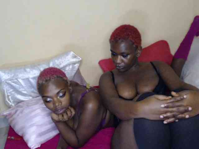 Auratwins webcam