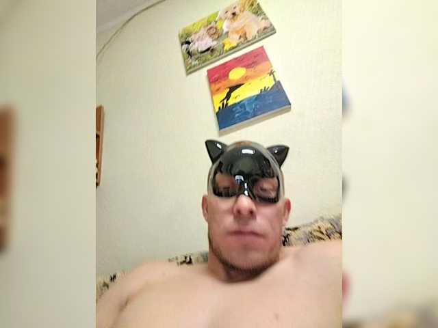 AlexKris's Thumb Image