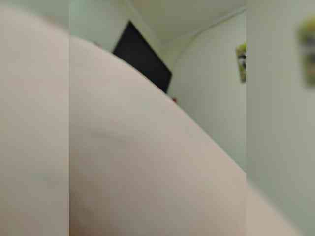 AlexKris webcam