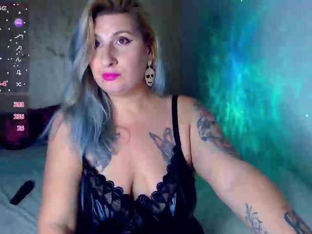 LilithGreen's BongaCams show and profile