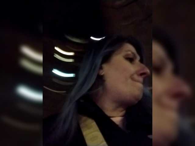 LilithGreen's BongaCams show and profile