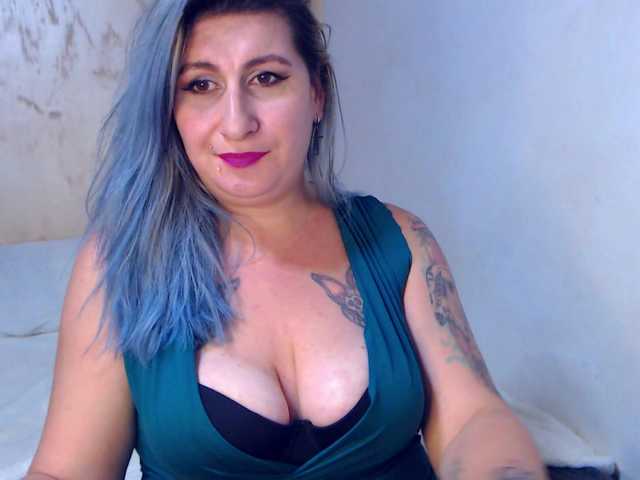  LilithGreen chat room