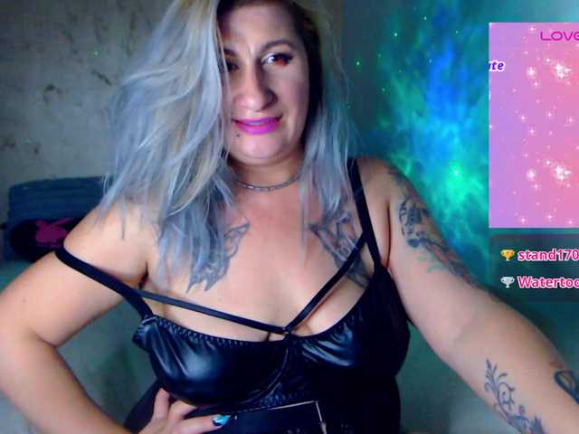 LilithGreen's BongaCams show and profile