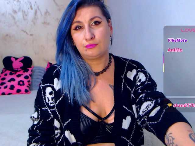 LilithGreen's BongaCams show and profile