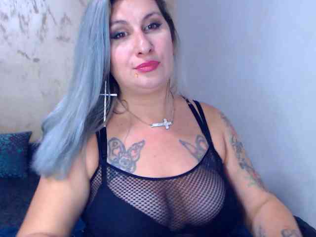 LilithGreen webcam