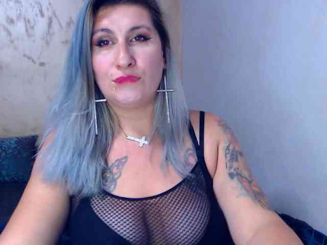 LilithGreen webcam