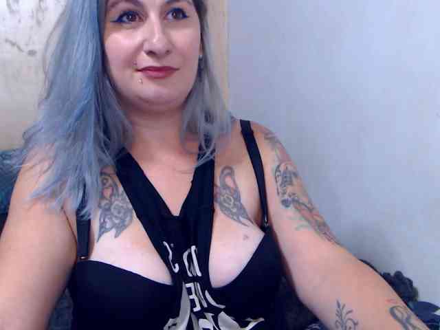 LilithGreen webcam