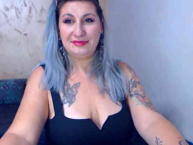 LilithGreen webcam