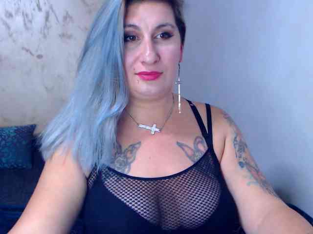 LilithGreen webcam