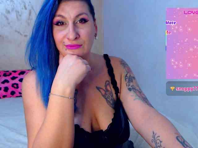 LilithGreen webcam