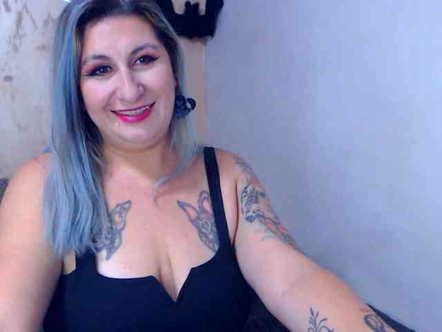 LilithGreen webcam