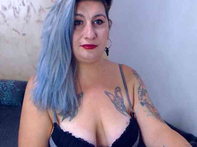 LilithGreen webcam