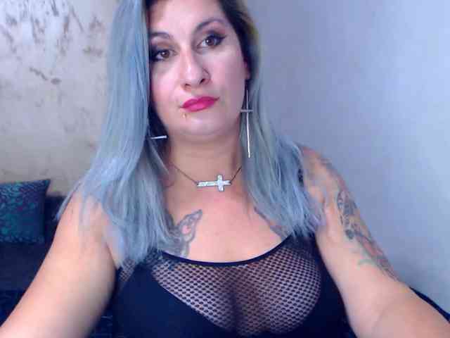 LilithGreen webcam