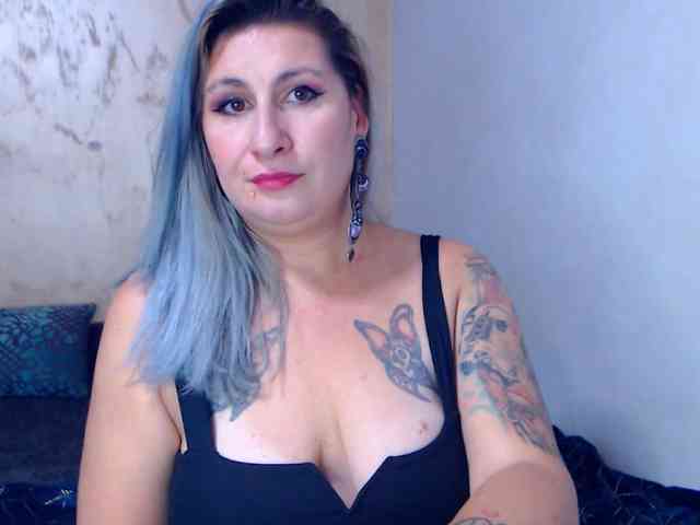 LilithGreen webcam