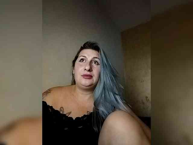 LilithGreen webcam