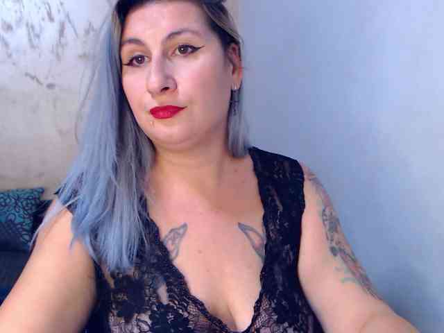 LilithGreen webcam