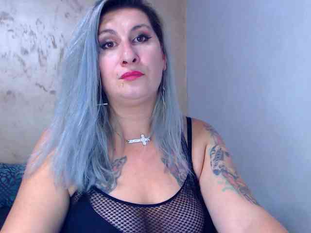 LilithGreen webcam