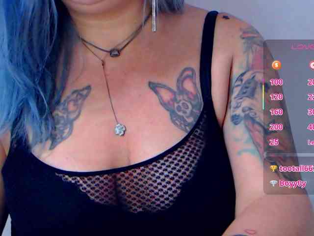 LilithGreen Live Webcam on BongaCams