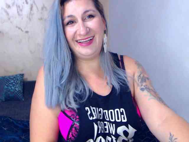 LilithGreen webcam