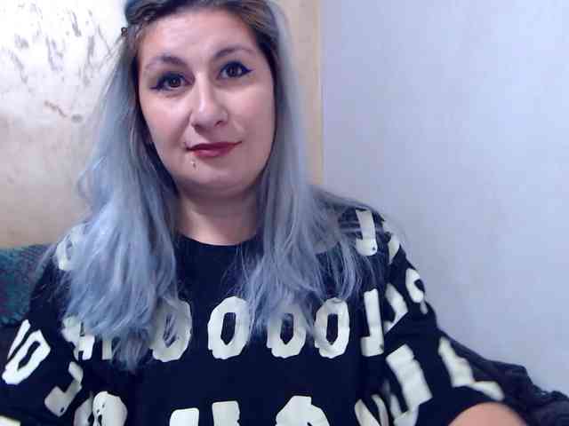 LilithGreen webcam