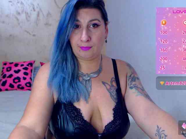 LilithGreen webcam