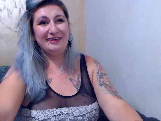 LilithGreen webcam