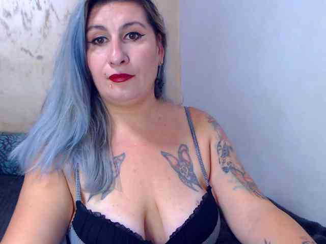 LilithGreen webcam