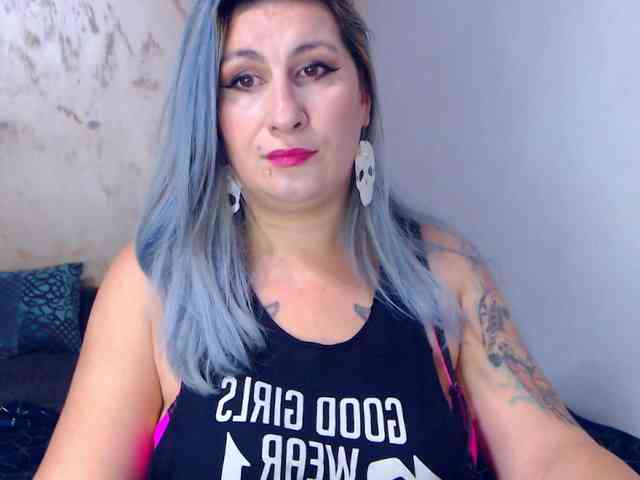 LilithGreen webcam