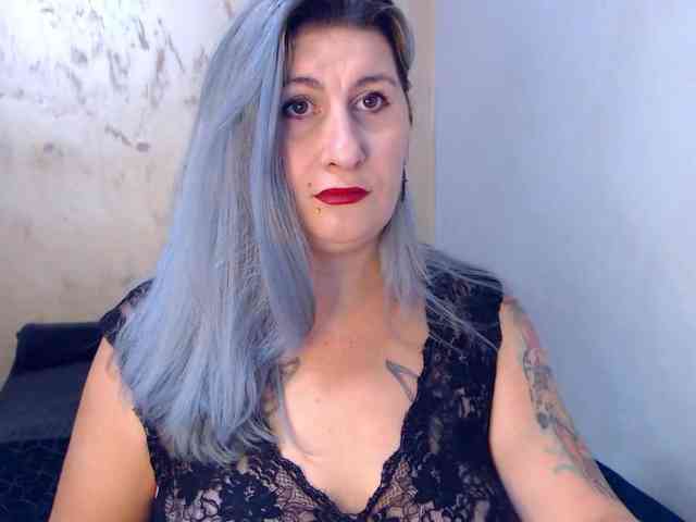 LilithGreen webcam