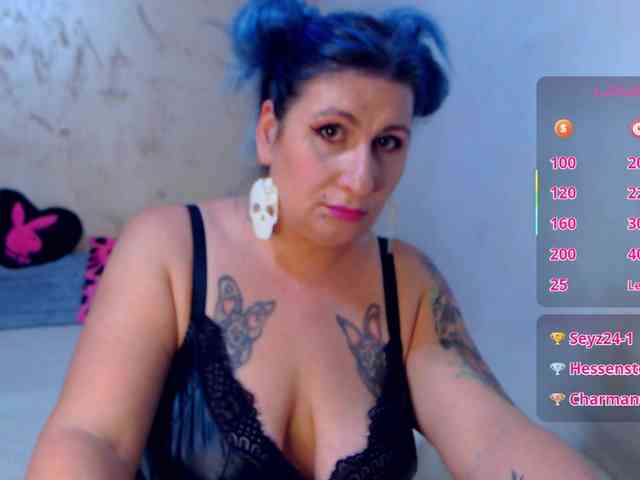 LilithGreen webcam