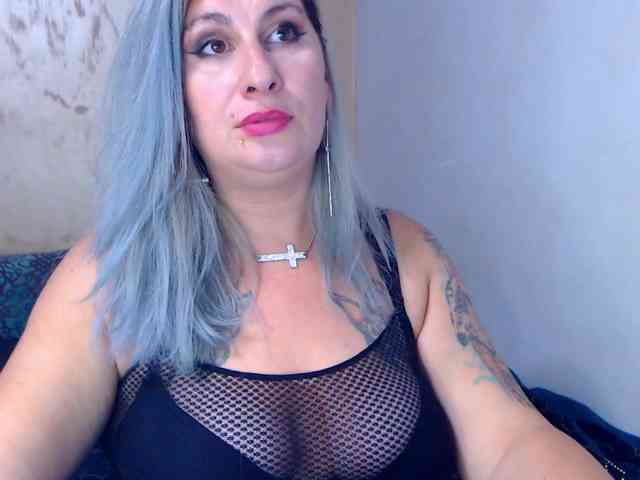 LilithGreen webcam