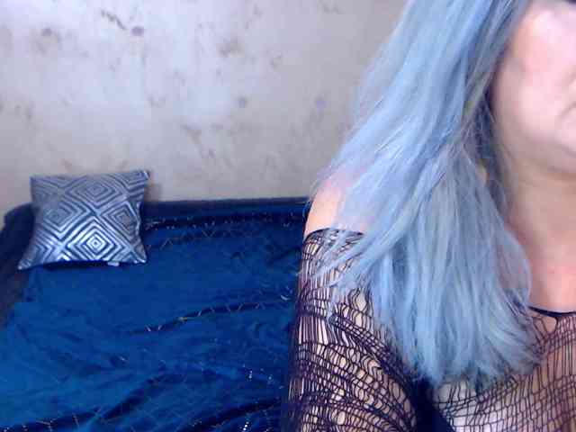 LilithGreen webcam