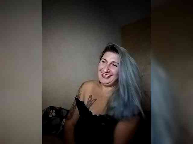 LilithGreen webcam